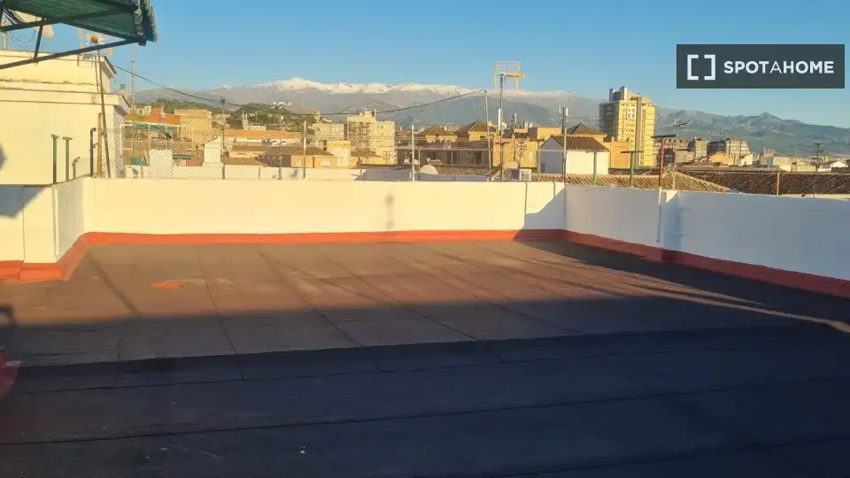Habitación 86 m², Granada
