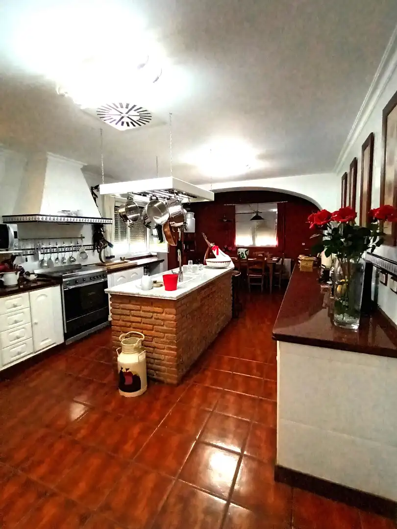 Flat 700 m² in Badajoz