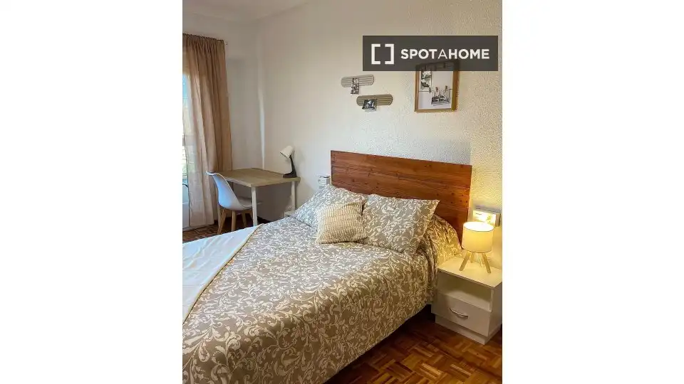 Habitación 106 m², Zaragoza