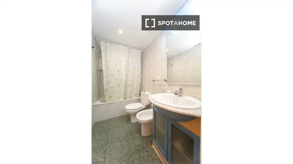 Habitación 92 m², Granada