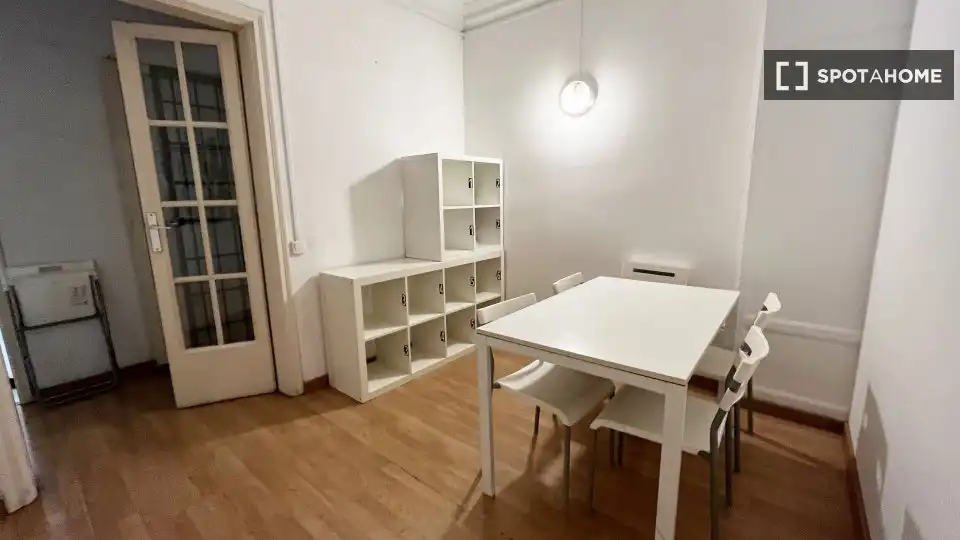 Habitació de lloguer, Barcelona