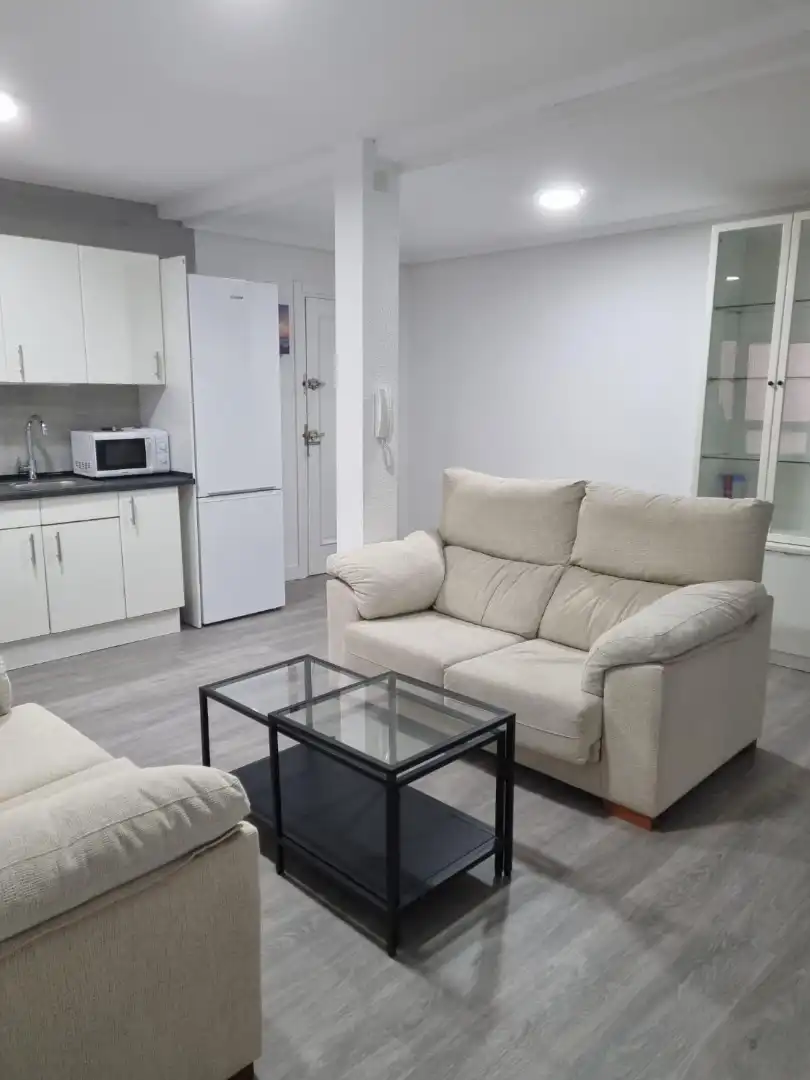 Habitación 120 m², Ávila