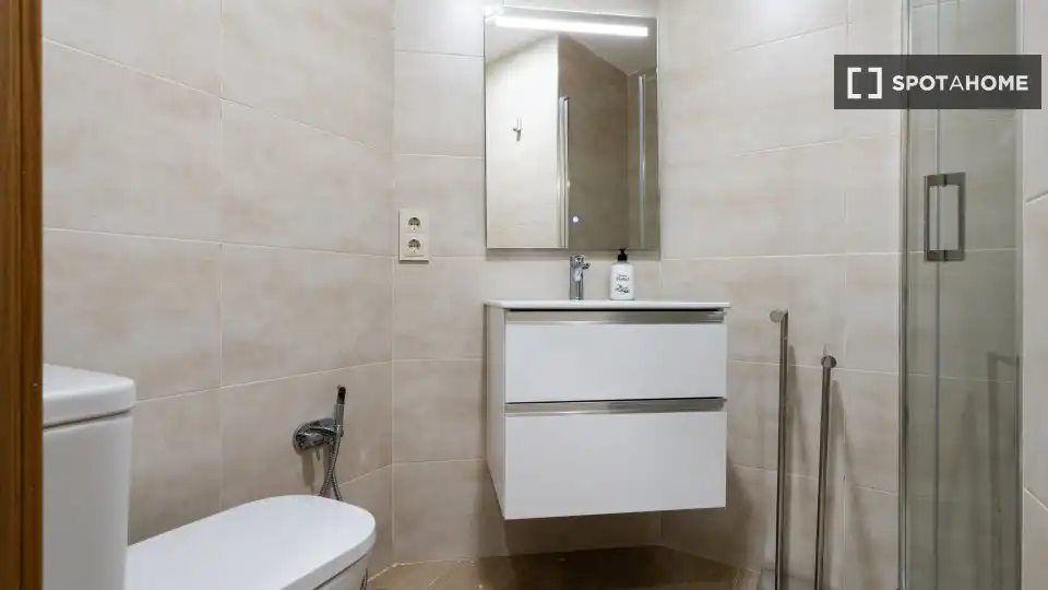 Habitació de lloguer, Madrid