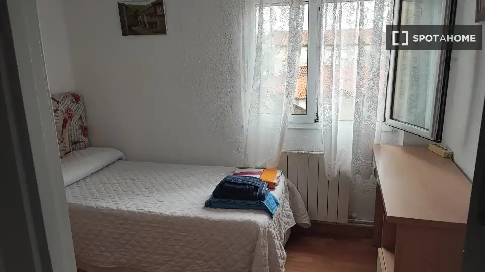 Habitación 104 m², Santander