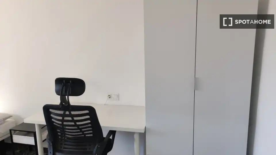 Habitación 75 m², Granada