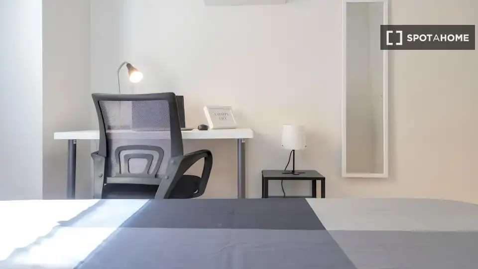 Room for rent, Madrid