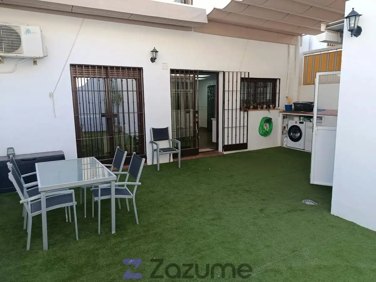 Casa de 180 m² en Alcalá de Guadaíra