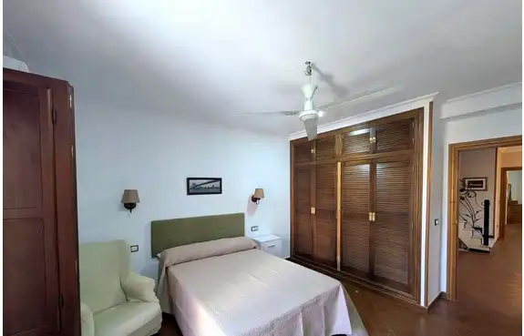 Piso de 504 m² en Linares
