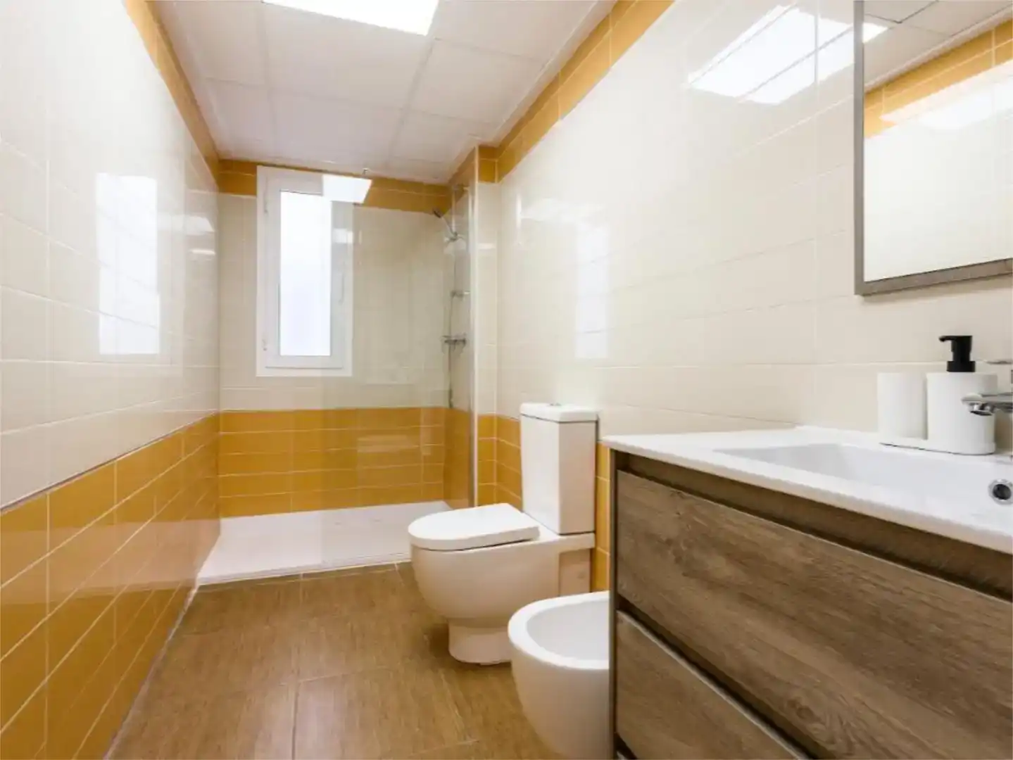 Piso de 60 m² en Linares
