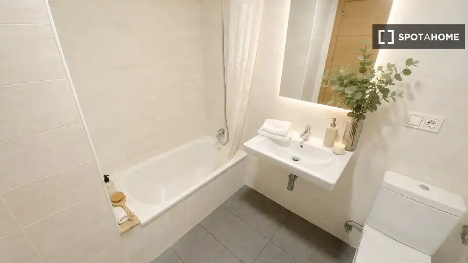 Habitación 90 m², Sevilla