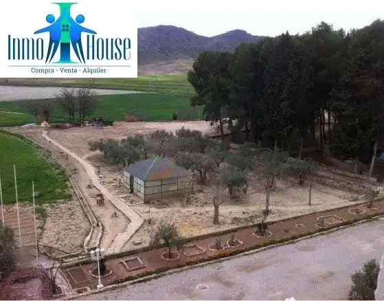 Casa de 1200 m² en Tobarra