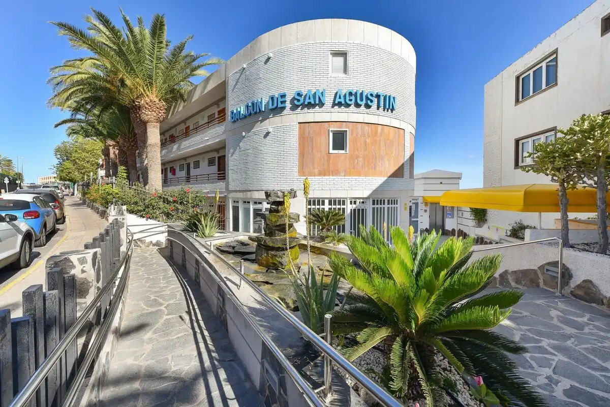 Wohnung 40 m² in San Bartolomé de Tirajana