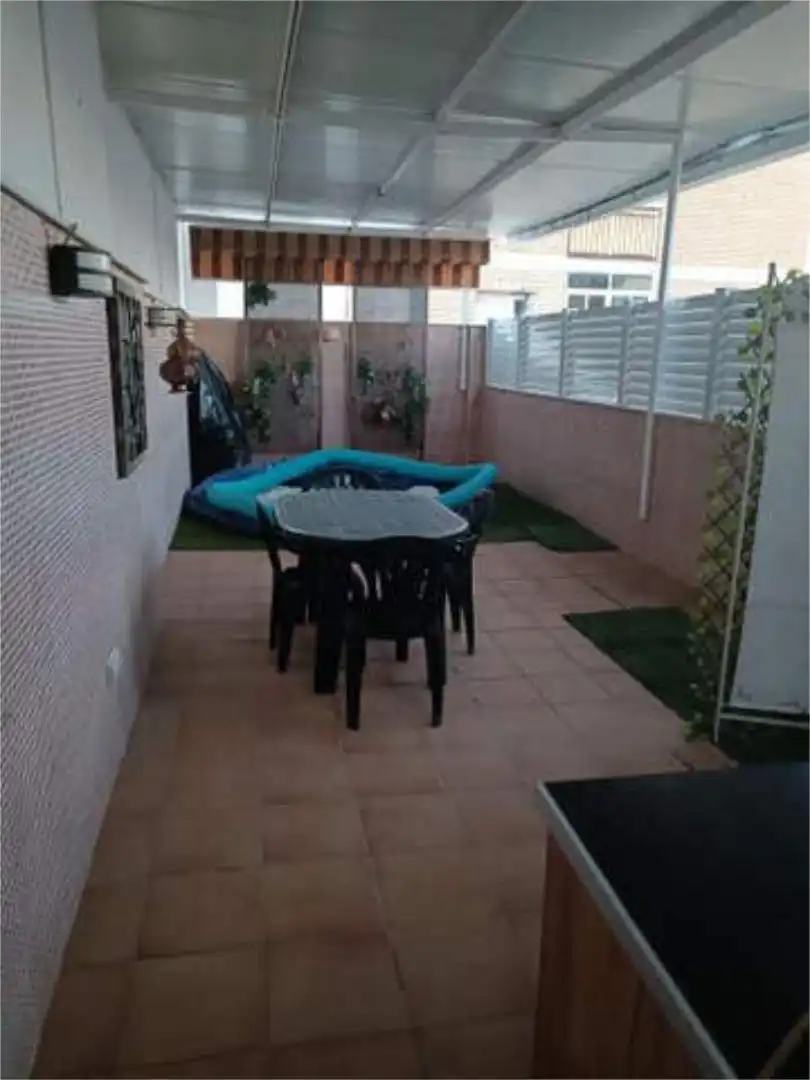 Piso de 110 m² en Linares