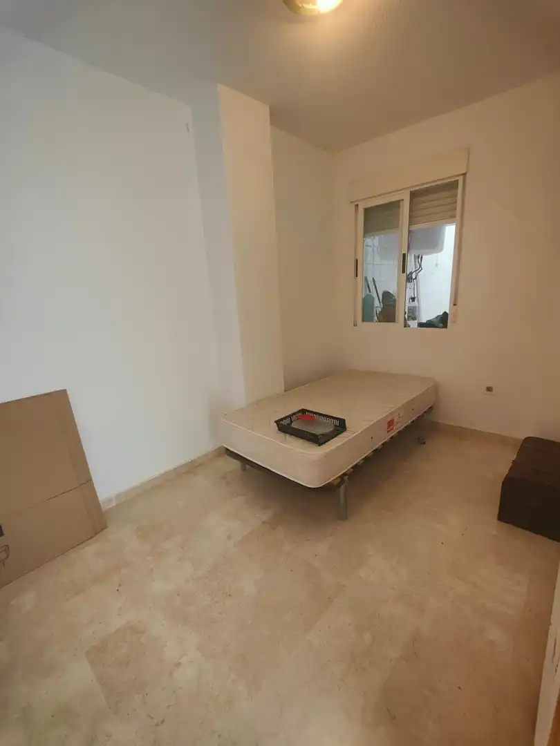 Piso de 89 m² en Gójar