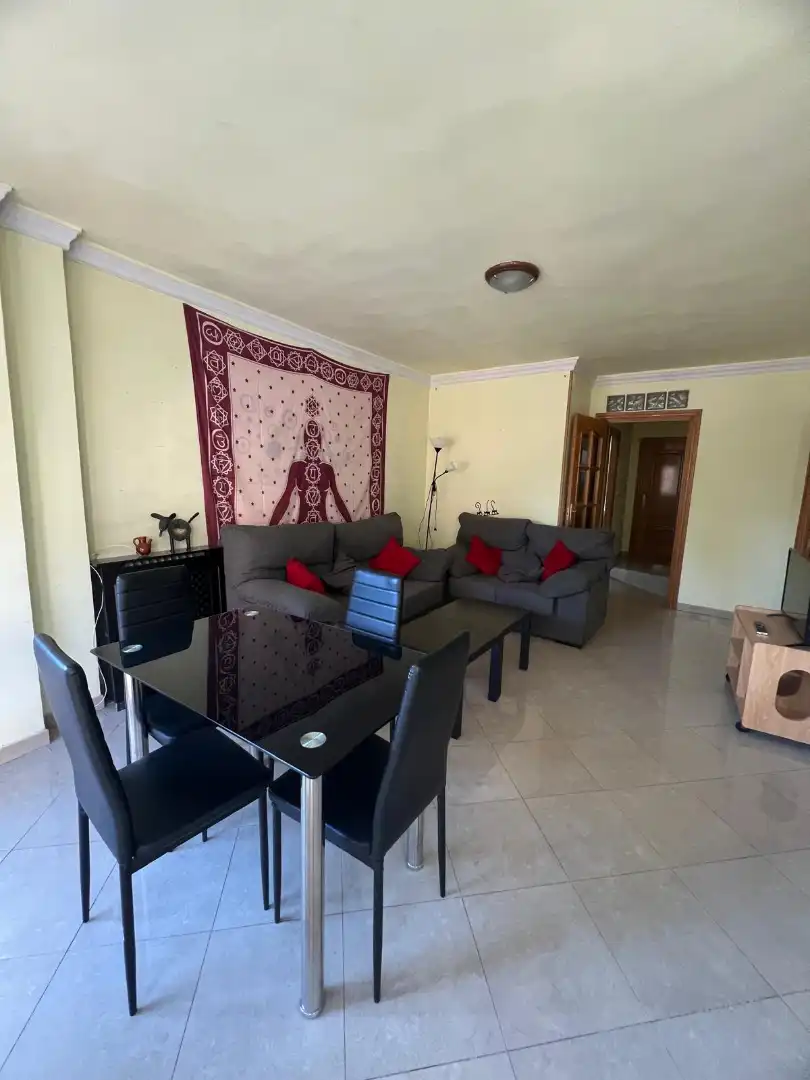 Habitación 120 m², Granada