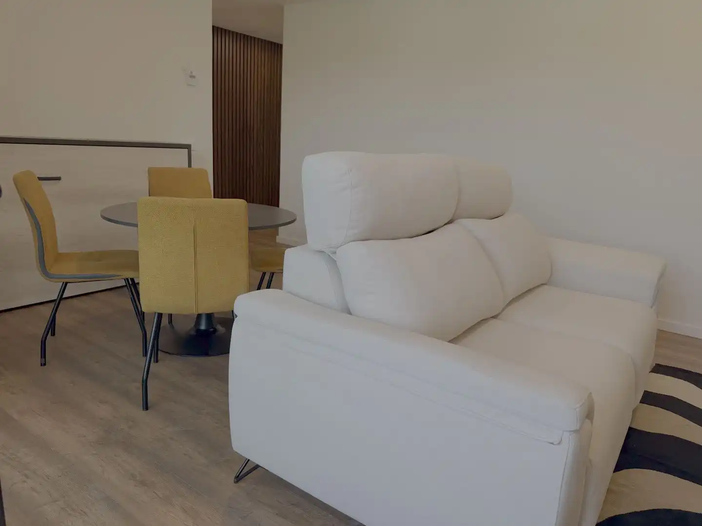 Habitació de lloguer, Ames