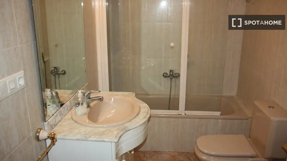 Habitación 115 m², Córdoba