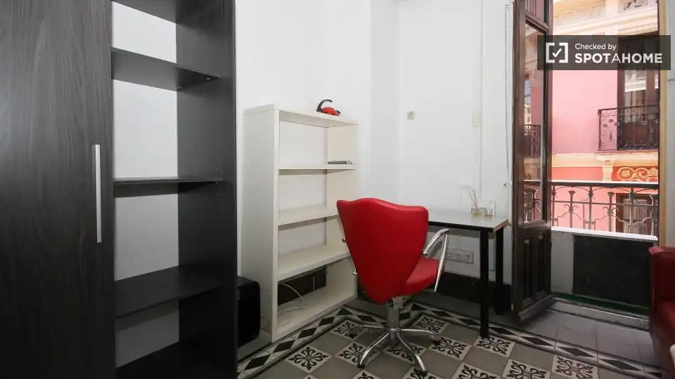 Habitación 360 m², Granada