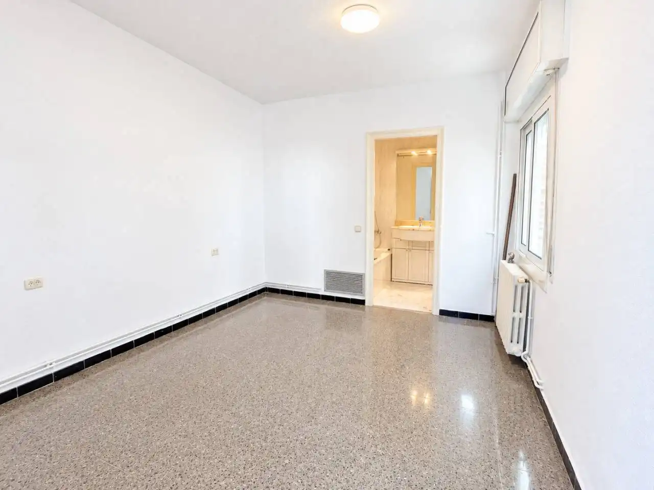 Piso de 96 m² en Gerona