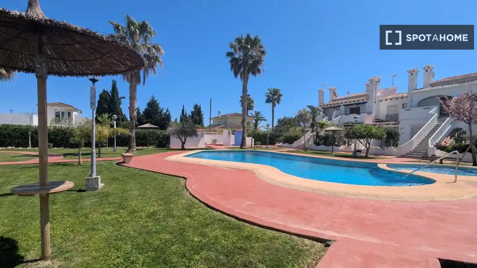 Habitación en alquiler, Dénia