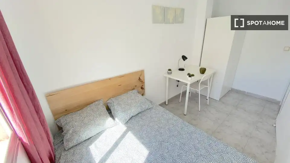 Habitación 86 m², Sevilla