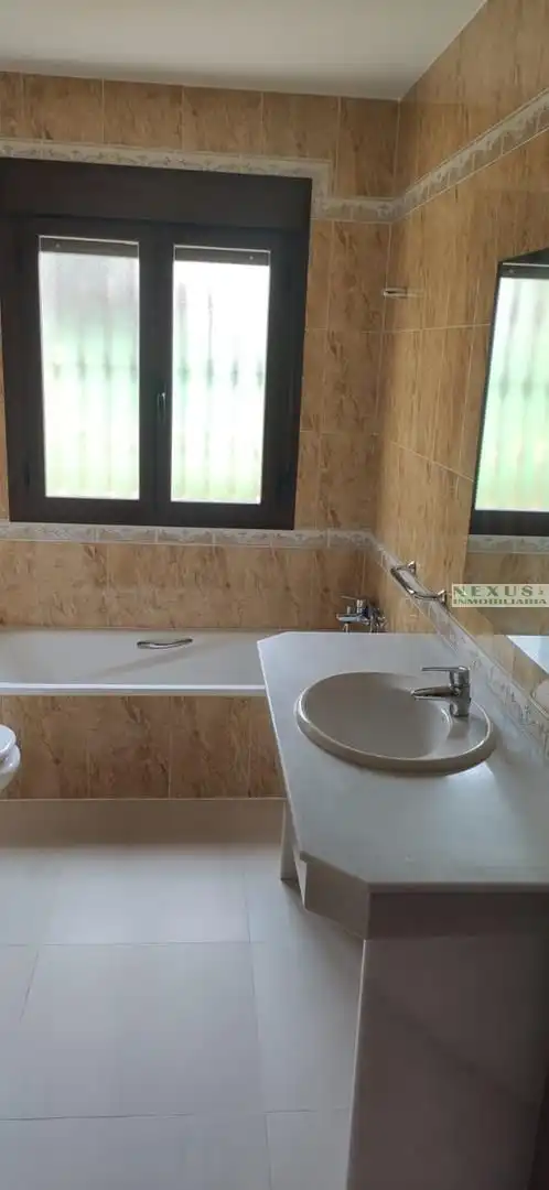 Casa de 160 m² a Casar de Cáceres