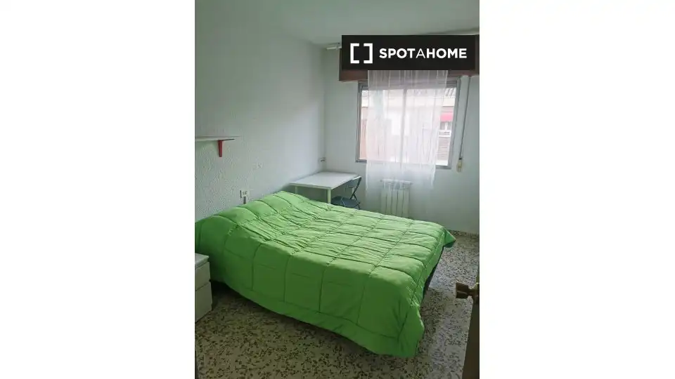 Habitación 115 m², Granada