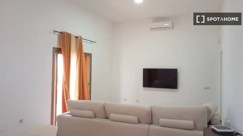 Habitación 196 m², Antigua