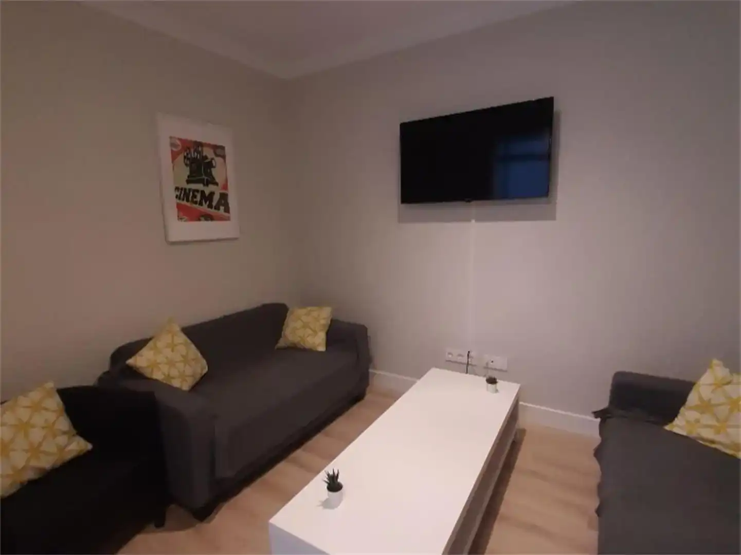 Habitación 140 m², Zaragoza