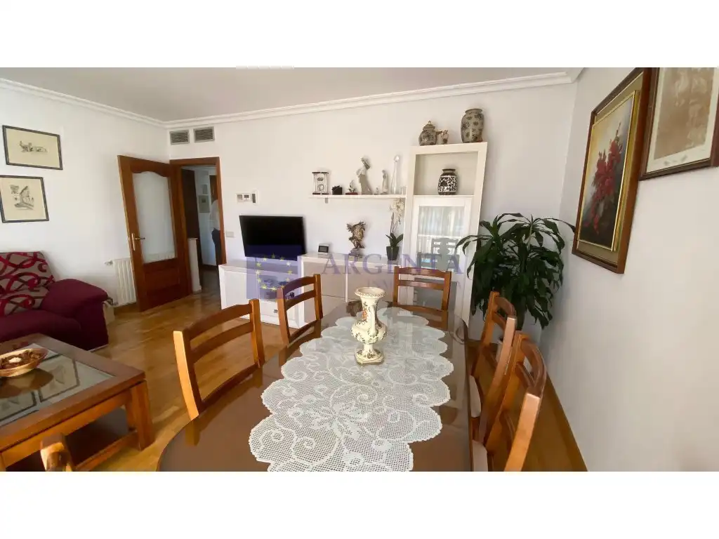 Piso de 120 m² en Cáceres