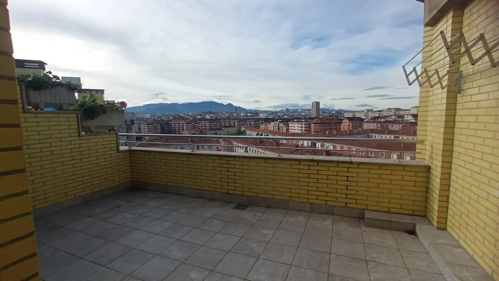 Piso de 93 m² en Oviedo
