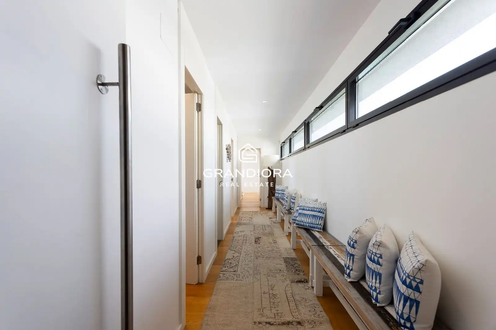 Piso de 450 m² en Población de Arroyo