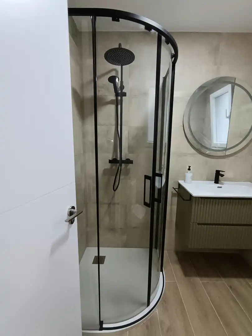 Habitación 85 m², Ourense