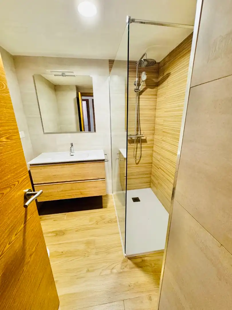 Piso de 90 m² en Granada