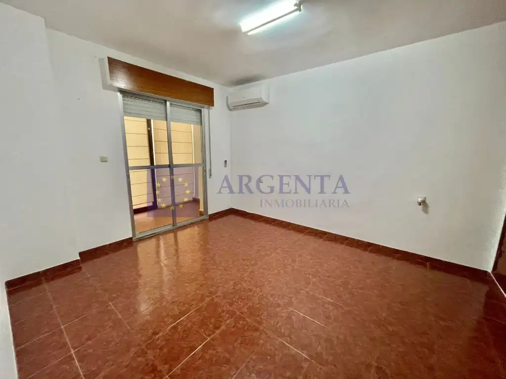 Casa de 160 m² en Malpartida de Cáceres