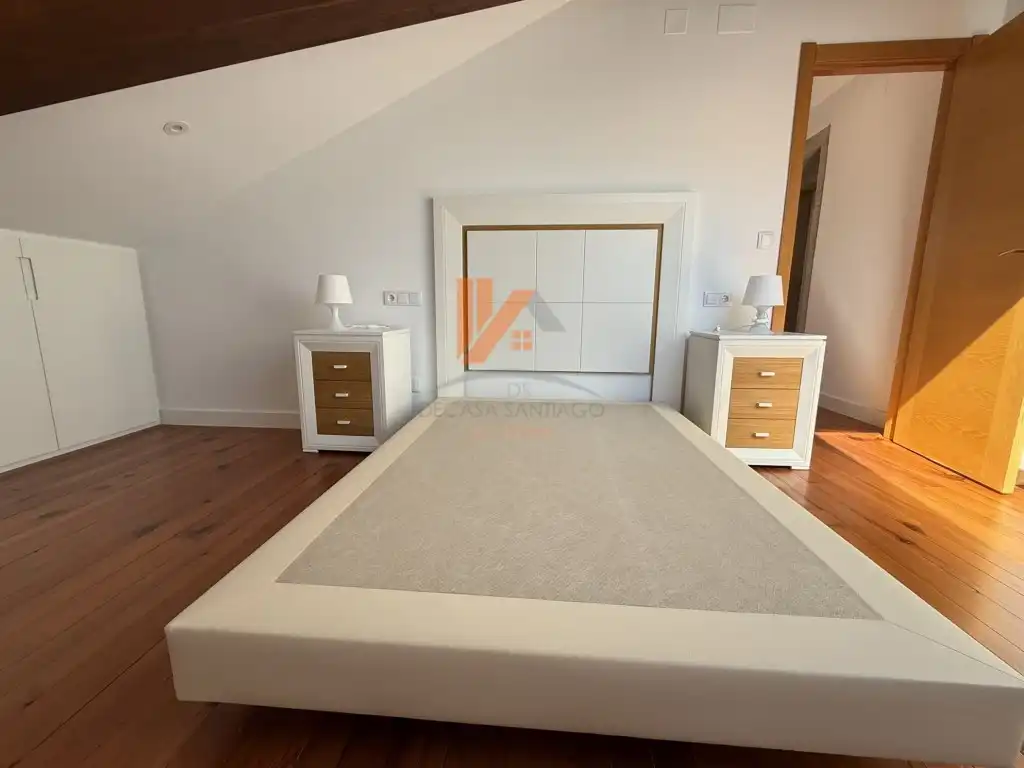 Piso de 127 m² en Santiago de Compostela
