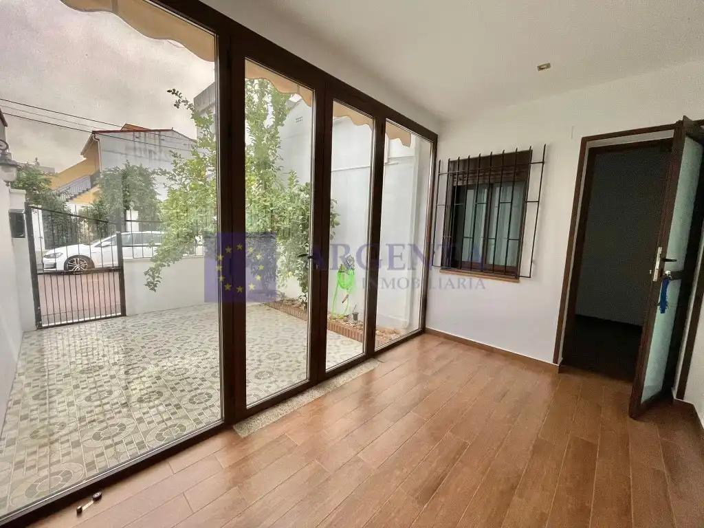 Casa de 160 m² en Malpartida de Cáceres