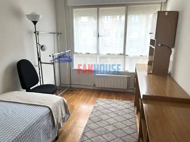 Piso de 84 m² en Gijón