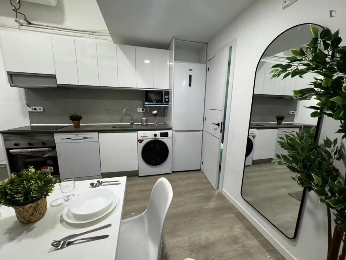 Habitación 100 m², Madrid