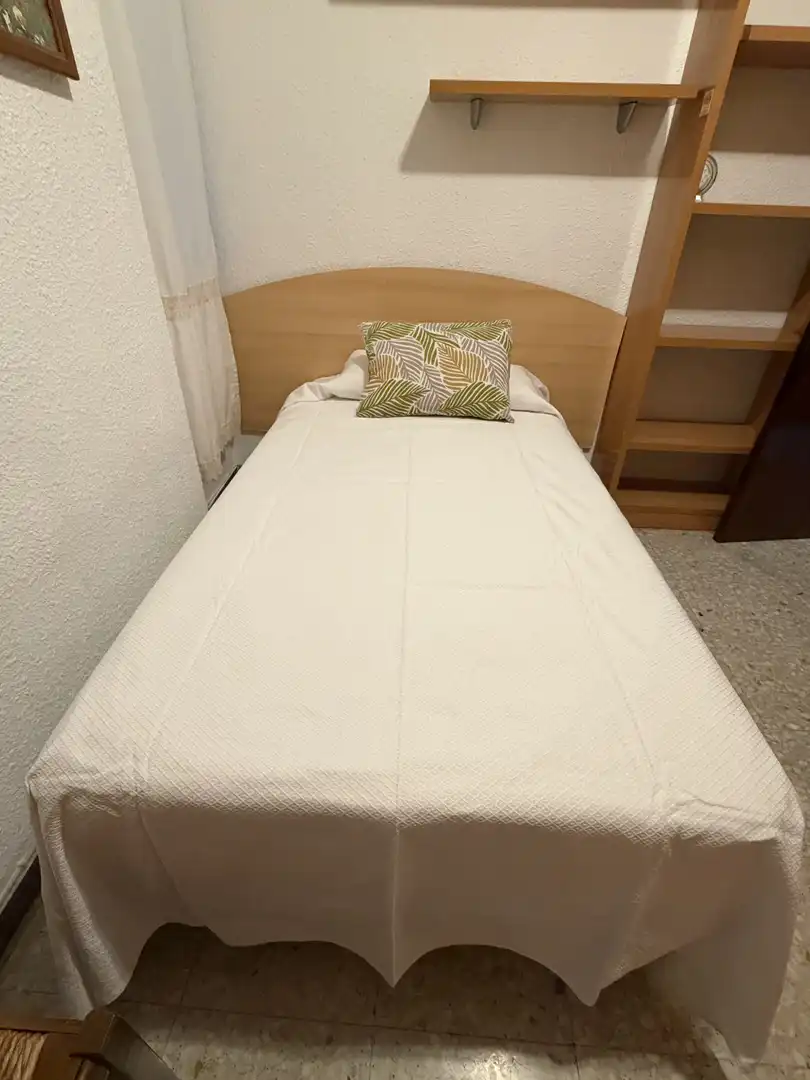 Habitación 100 m², Barbastro
