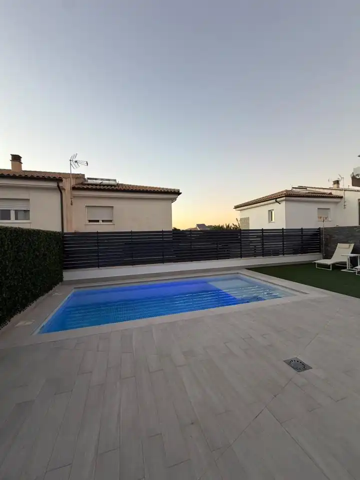 Casa de 240 m² en Ogíjares