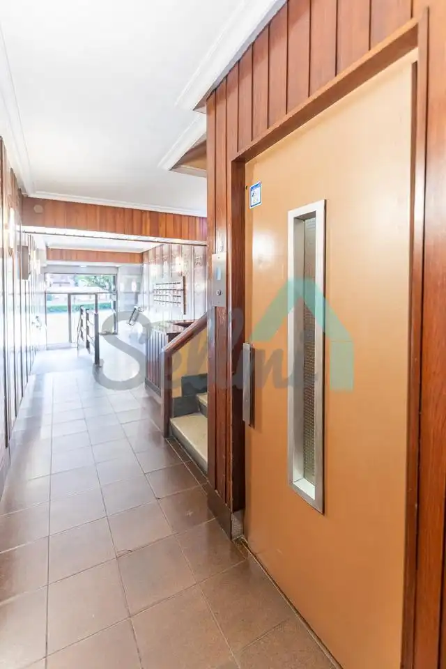 Piso de 82 m² en Oviedo