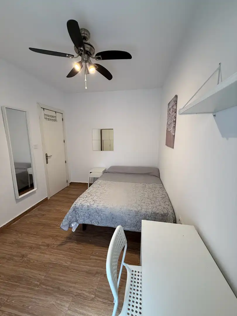 Piso de 85 m² en Sevilla