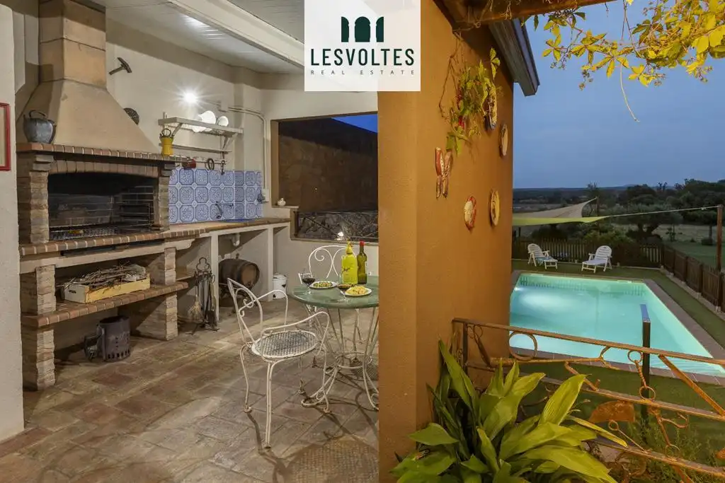 Casa de 264 m² en Forallac