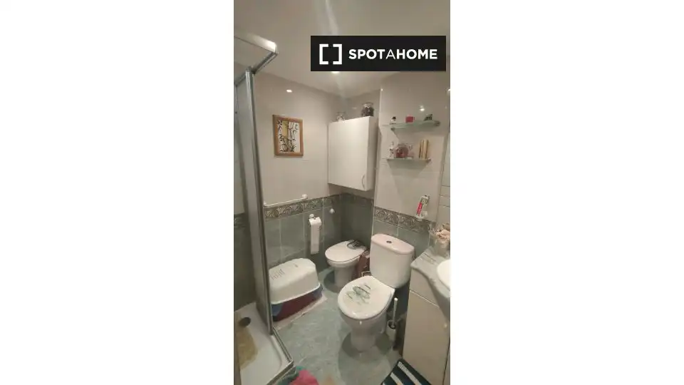 Habitación 81 m², Bilbao