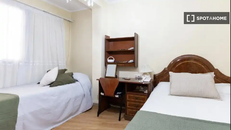 Habitación 74 m², Valencia