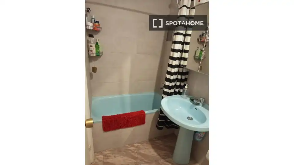 Habitación 104 m², Granada