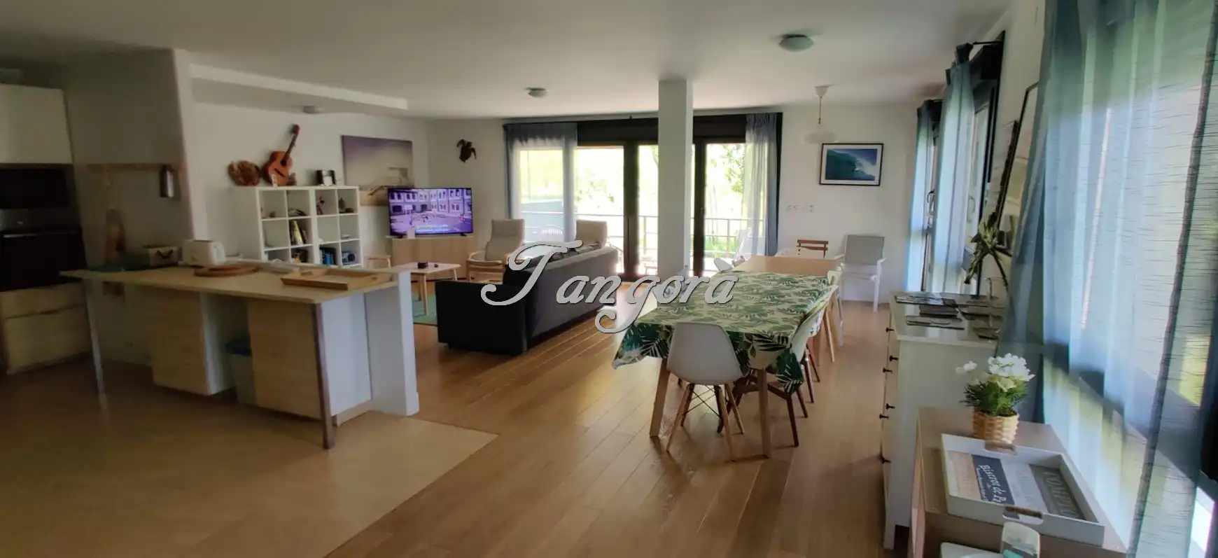 Piso de 300 m² en Mendata