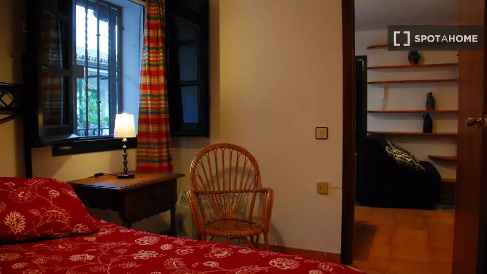 Habitación 46 m², Sevilla