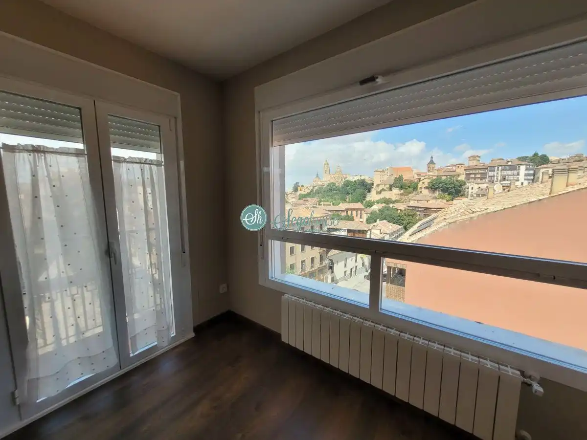 Piso de 100 m² en Segovia